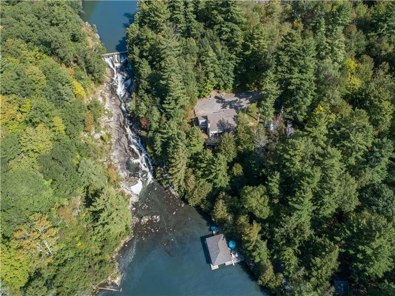Log home for rent near Hidden Valley Highlands Ontario